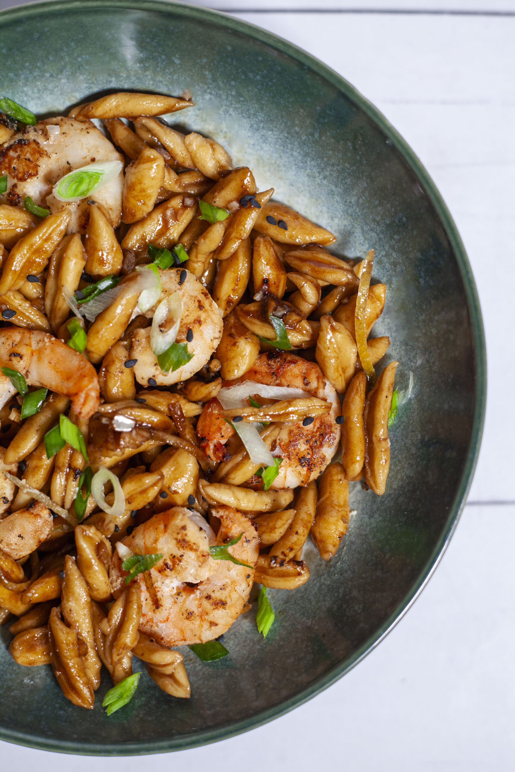 Lime prawns with homemade scissor-cut noodles and soy-garlic sauce
